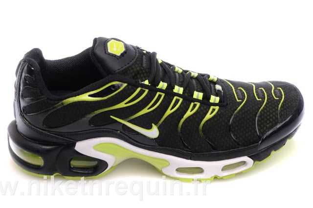 requin tn chaussures noires (2).JPG